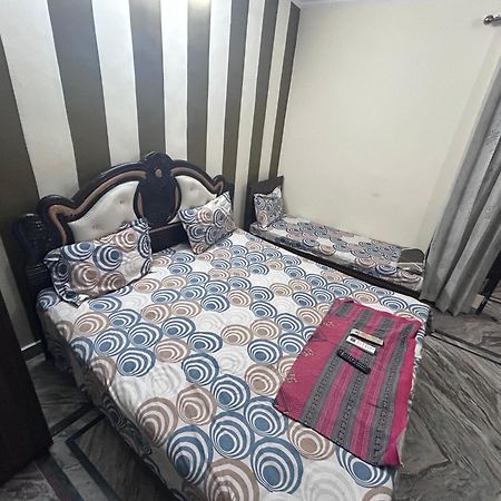 S4 Home Stay Hotel -300 Meters From Golden Temple Amritsar Exterior photo