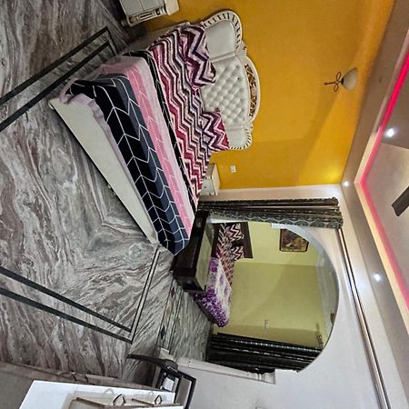 S4 Home Stay Hotel -300 Meters From Golden Temple Amritsar Exterior photo