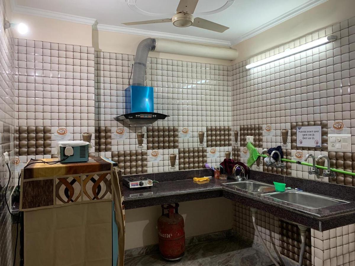 S4 Home Stay Hotel -300 Meters From Golden Temple Amritsar Exterior photo