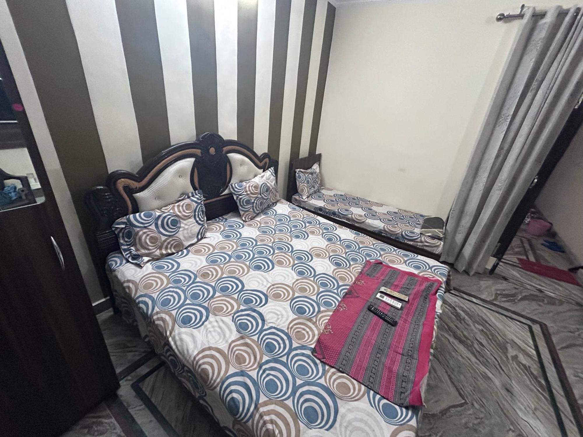 S4 Home Stay Hotel -300 Meters From Golden Temple Amritsar Exterior photo